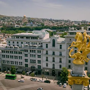 מלון Monograph Freedom Square, טביליסי